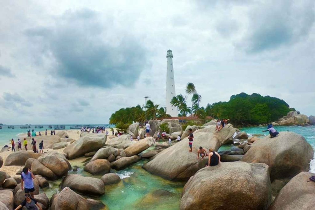Pulau-Lengkuas-Belitung