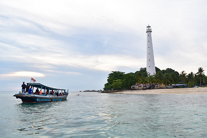 Paket-Tour-Belitung-Spesial-Tahun-Baru-2023