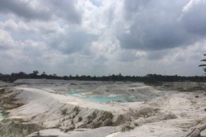 sejarah danau kaoling belitung bekas tambang